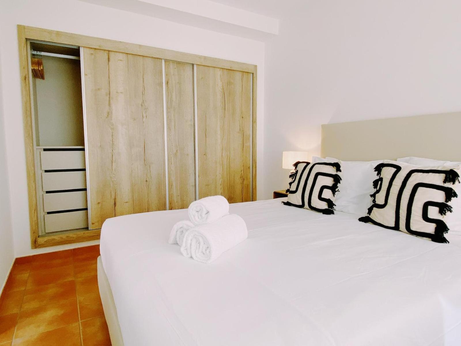 Beach Apartment Gabriela With Pool Поршеш Экстерьер фото