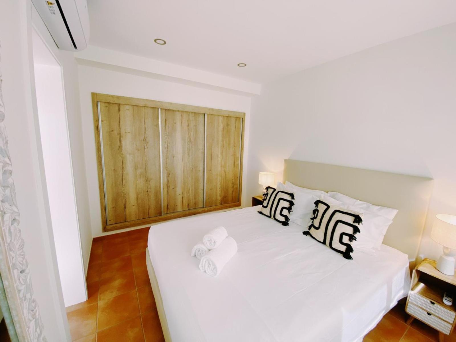 Beach Apartment Gabriela With Pool Поршеш Экстерьер фото